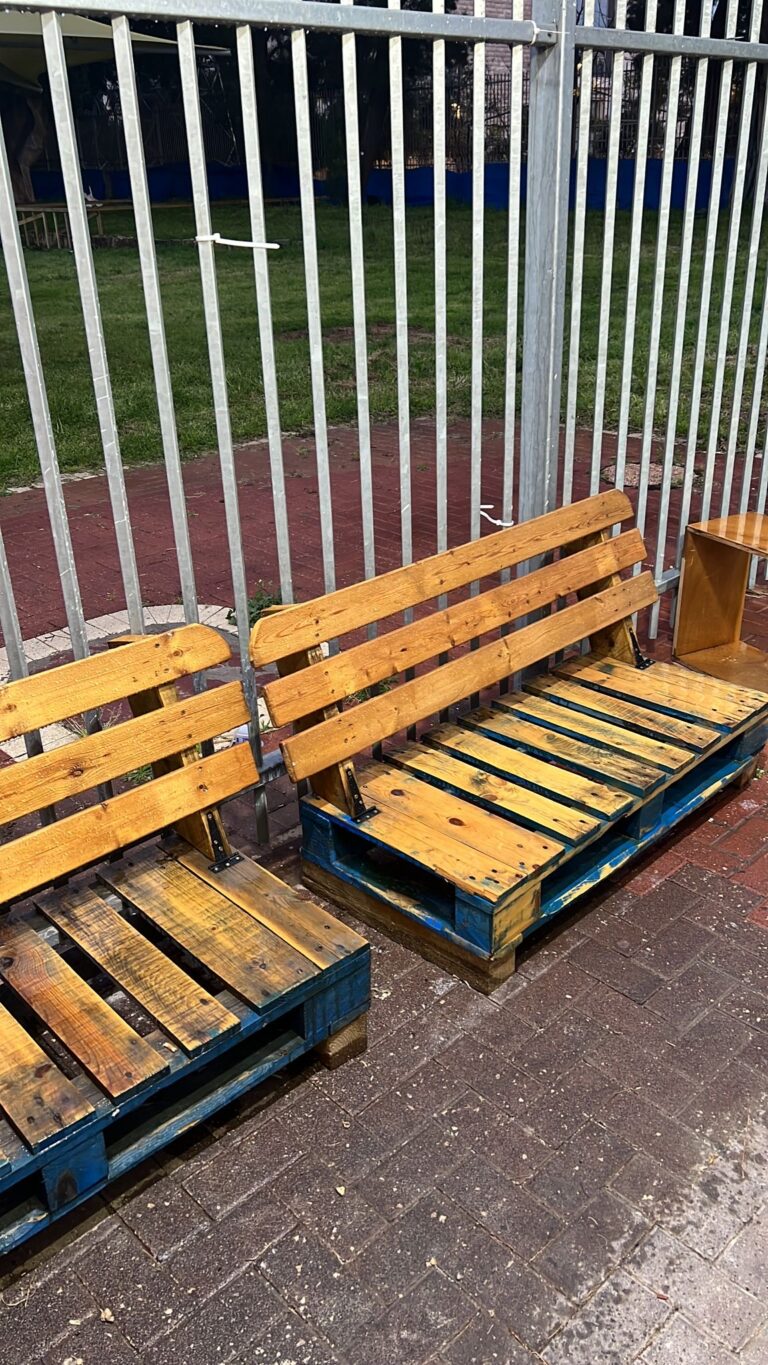 ספסל זולה ממוחזר