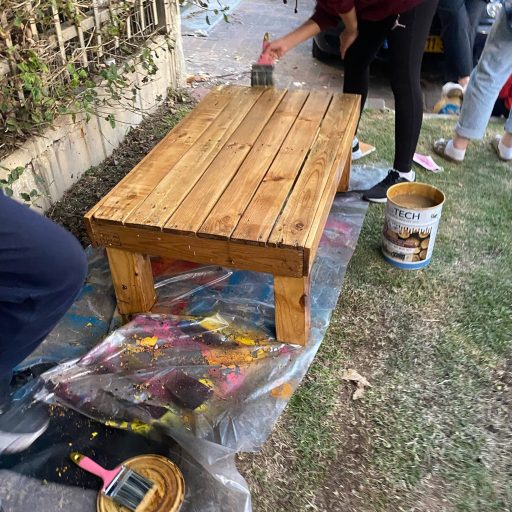 שולחן קפה ממוחזר